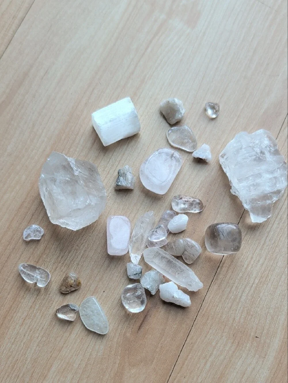 5lb Natural Gemstone & Crystal Collection w/ Storage Case | Tumbled & Raw Minera